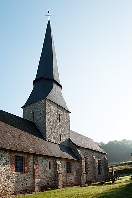 5Eglise_exterieur-1-M.jpg