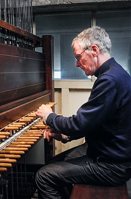 CARILLON_LISIEUX_F_-M.jpg